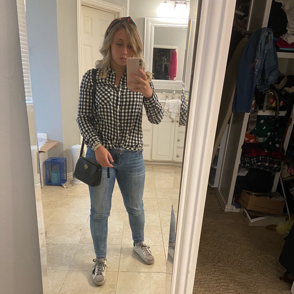 Gingham print flannel top🖤🤍
